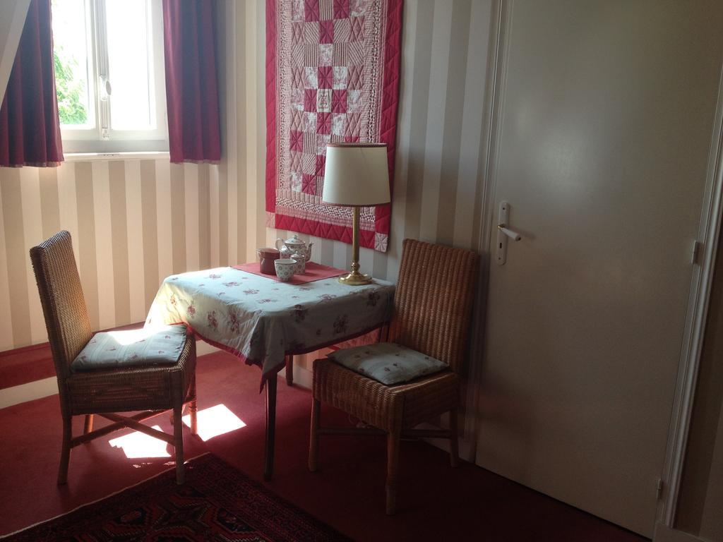 Bed and Breakfast La Liniere La Rivière-Saint-Sauveur Zimmer foto